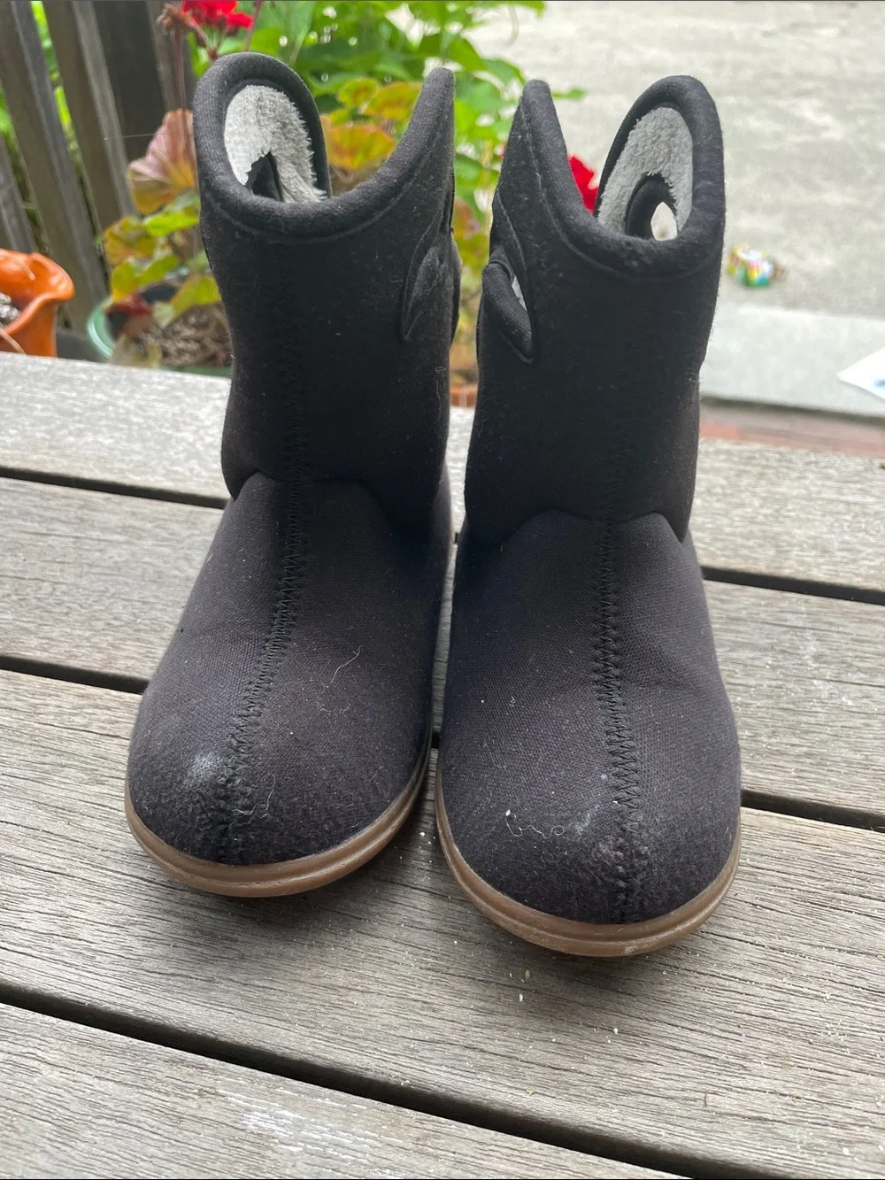 Black Kids Bogs Winter Boots with Easy-Grab Handle